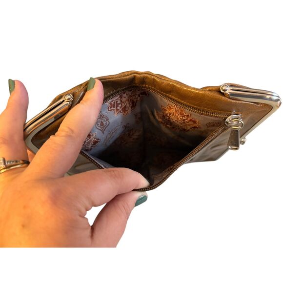 Hobo Brown Leather Lauren Clutch-Wallet - Picture 7 of 9